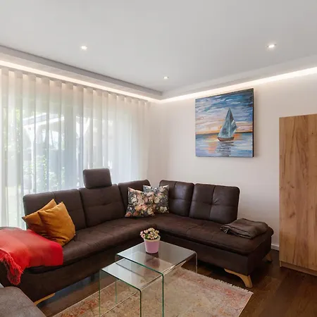 بيت للعطل Strandhus Graalifornien غرال موريتز